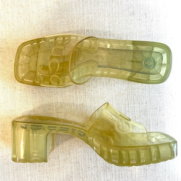 GUCCI Transparent Rubber Embossed Logo Slide Sandals Mules Yellow Size EU 34 - Picture 10 of 12
